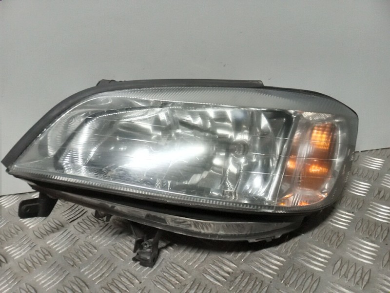 Recambio de faro izquierdo para opel zafira a elegance referencia OEM IAM 09118791  