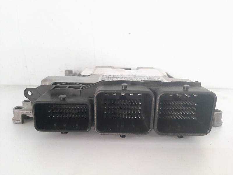 Recambio de centralita motor uce para citroën c4 berlina cool referencia OEM IAM 0281017862 0281017862 