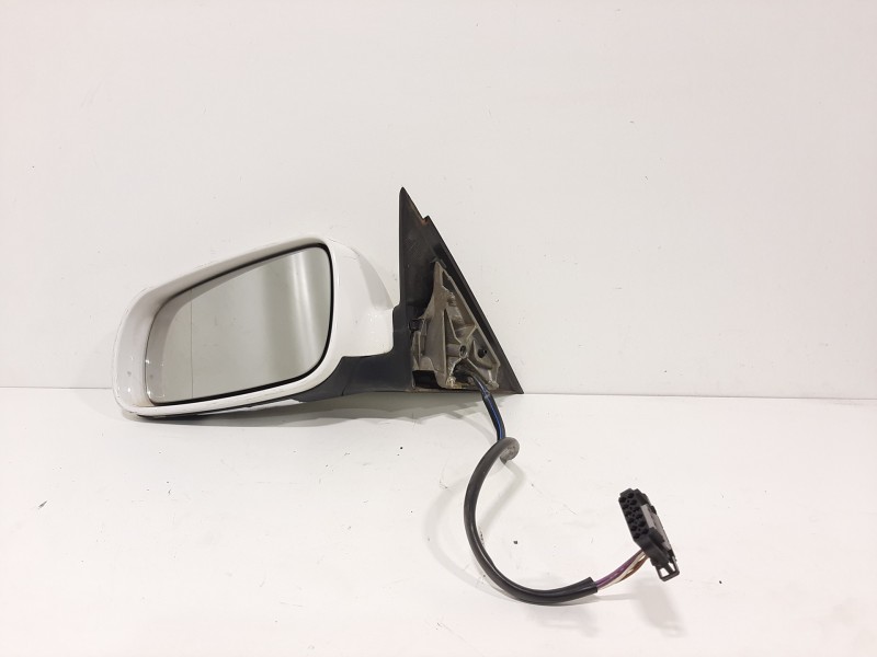 Recambio de retrovisor izquierdo para volkswagen passat berlina (3b2) básico referencia OEM IAM NVE2311 BLANCO ELÉCTRICO