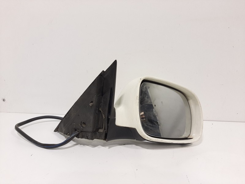 Recambio de retrovisor derecho para volkswagen passat berlina (3b2) básico referencia OEM IAM NVE2311 BLANCO ELÉCTRICO