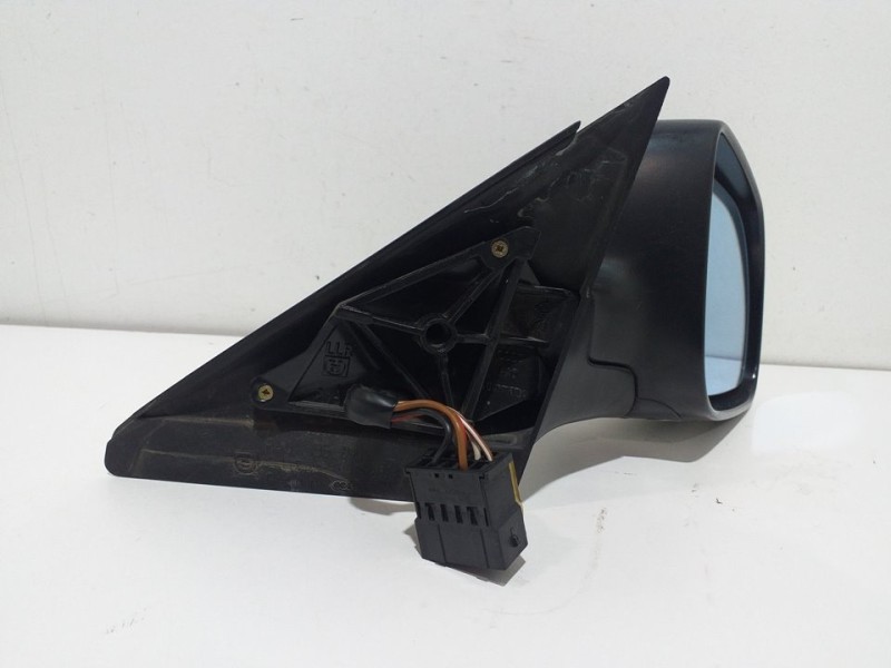 Recambio de retrovisor derecho para audi a4 berlina (b5) 1.8 referencia OEM IAM   