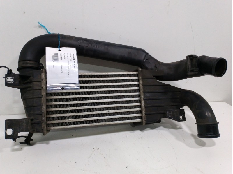 Recambio de intercooler para opel astra h caravan cosmo referencia OEM IAM 93179039  