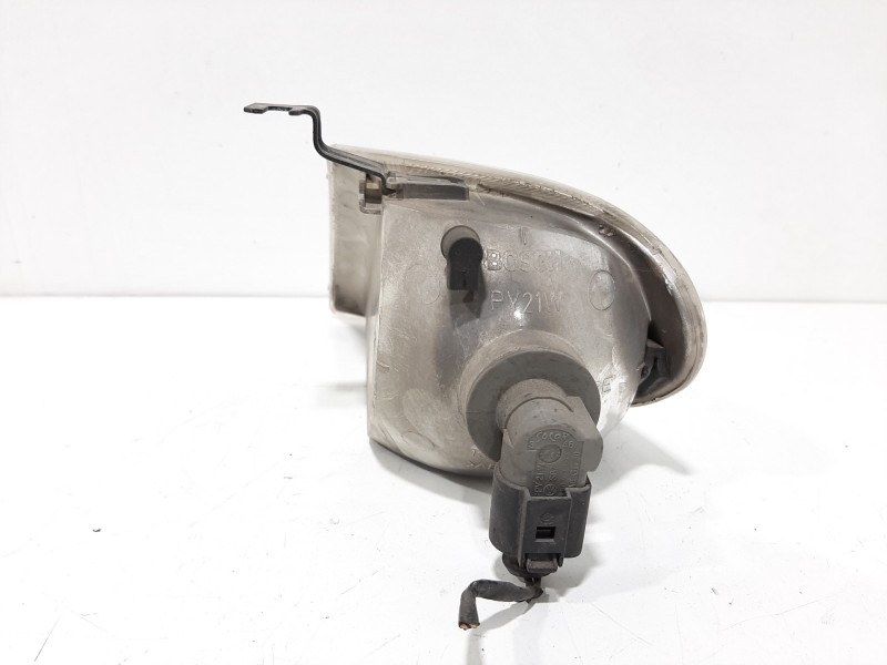 Recambio de piloto delantero derecho para seat alhambra (7v8) se referencia OEM IAM   