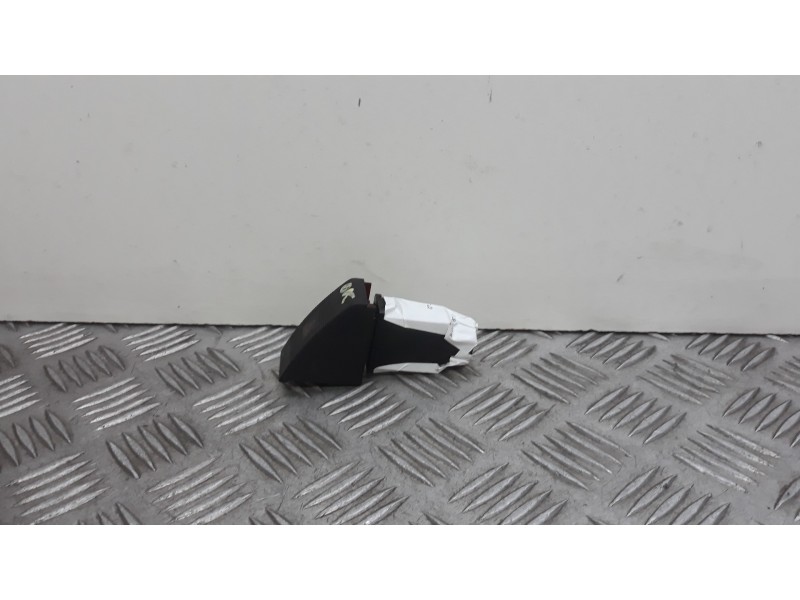 Recambio de warning para kia carnival ii 2.9 crdi lx referencia OEM IAM   