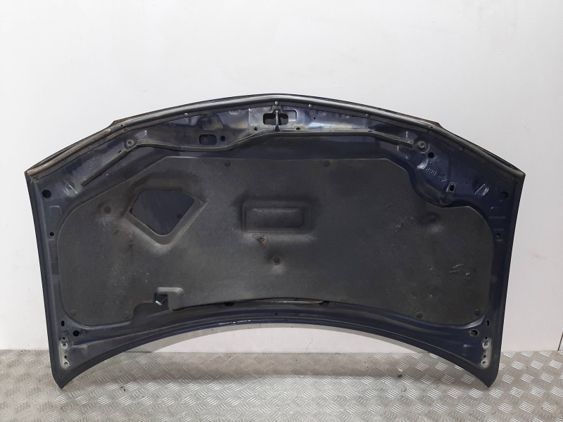 Recambio de capot para mazda premacy (cp) active (74kw) referencia OEM IAM C10052310E AZUL 