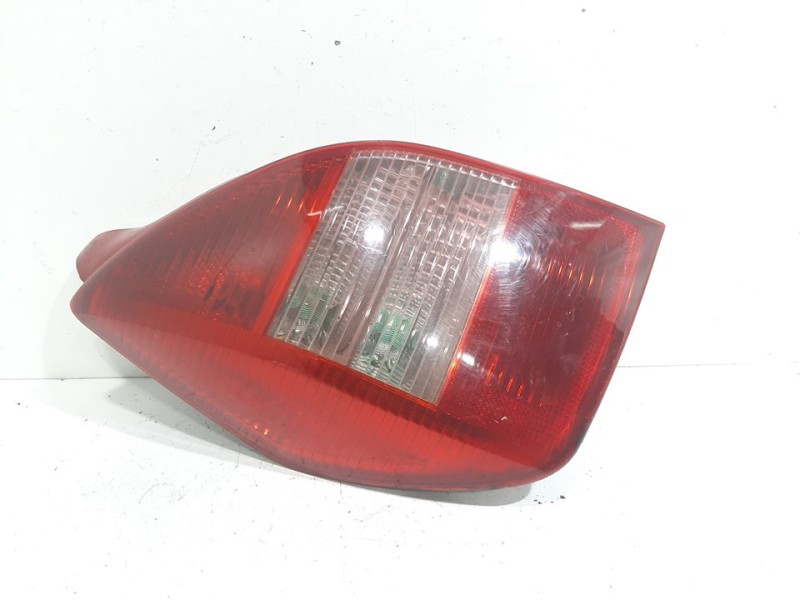 Recambio de piloto trasero izquierdo para citroën c2 furio referencia OEM IAM   