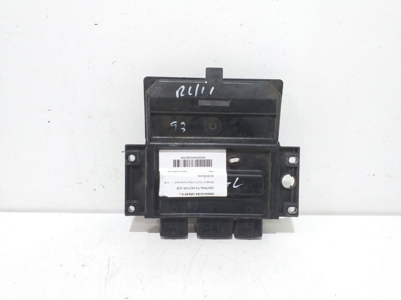 Recambio de centralita motor uce para renault clio iii pack dynamique referencia OEM IAM 82003990 8200513163 DELPHI