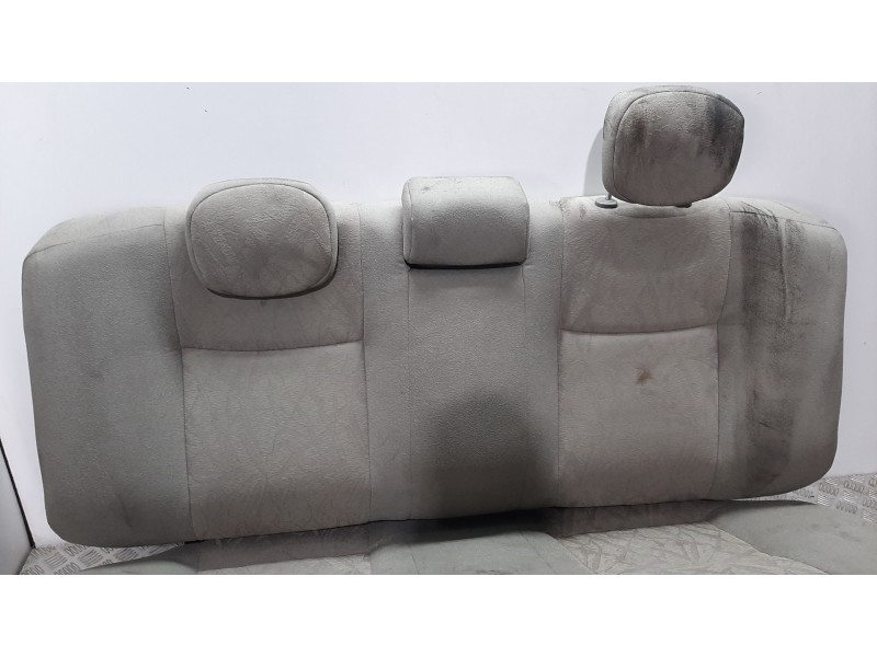 Recambio de asientos traseros para ssangyong musso pick up 2.9 referencia OEM IAM   