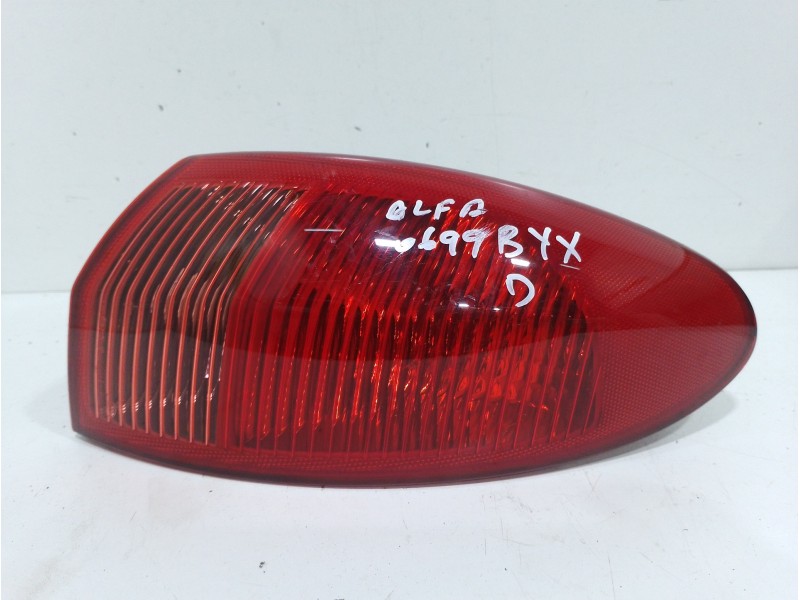 Recambio de piloto trasero derecho para alfa romeo 147 (190) 1.9 jtd distinctive referencia OEM IAM 0046556348  