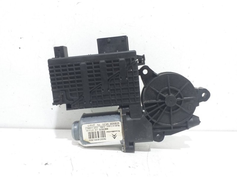 Recambio de motor elevalunas delantero derecho para citroën c4 picasso sx referencia OEM IAM 9682495780  