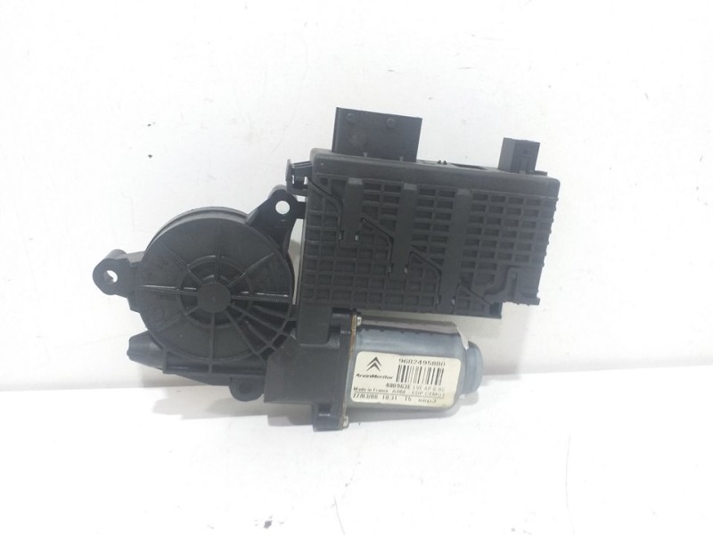 Recambio de motor elevalunas delantero izquierdo para citroën c4 picasso sx referencia OEM IAM 9682495880  