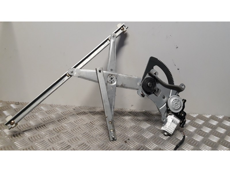 Recambio de elevalunas delantero derecho para chevrolet kalos 1.2 se referencia OEM IAM   