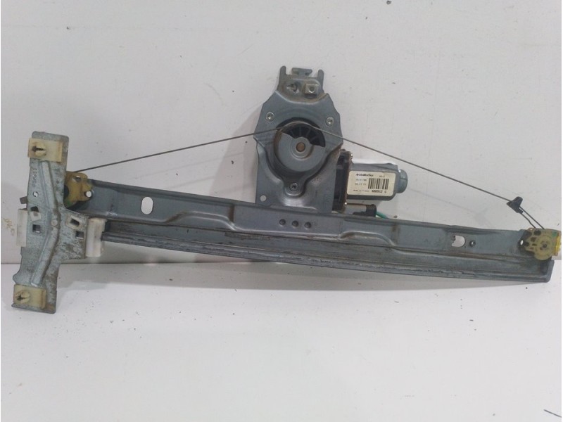 Recambio de elevalunas delantero derecho para peugeot 207 x-line referencia OEM IAM 9222W9  