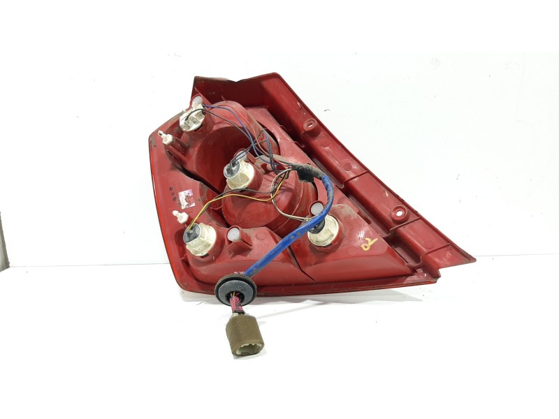 Recambio de piloto trasero derecho para chevrolet kalos 1.2 se referencia OEM IAM 96540269  