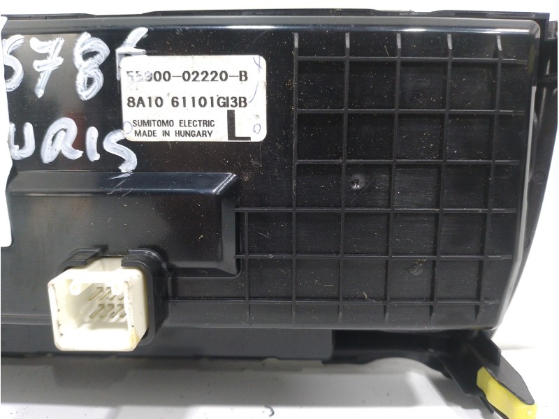 Recambio de mando calefaccion / aire acondicionado para toyota auris luna referencia OEM IAM 8A1061101G 5590002220 
