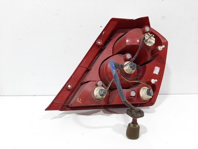 Recambio de piloto trasero izquierdo para chevrolet kalos 1.2 se referencia OEM IAM 96540268  