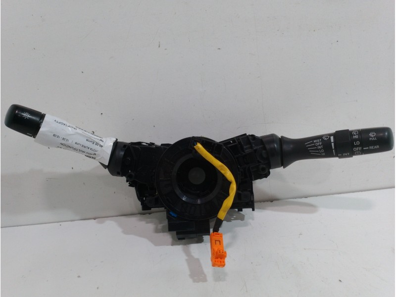 Recambio de mando multifuncion para toyota auris luna referencia OEM IAM 8924502040  