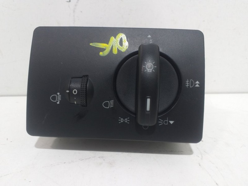 Recambio de mando luces para ford focus c-max (cap) ghia (d) referencia OEM IAM 4M5T13A024  