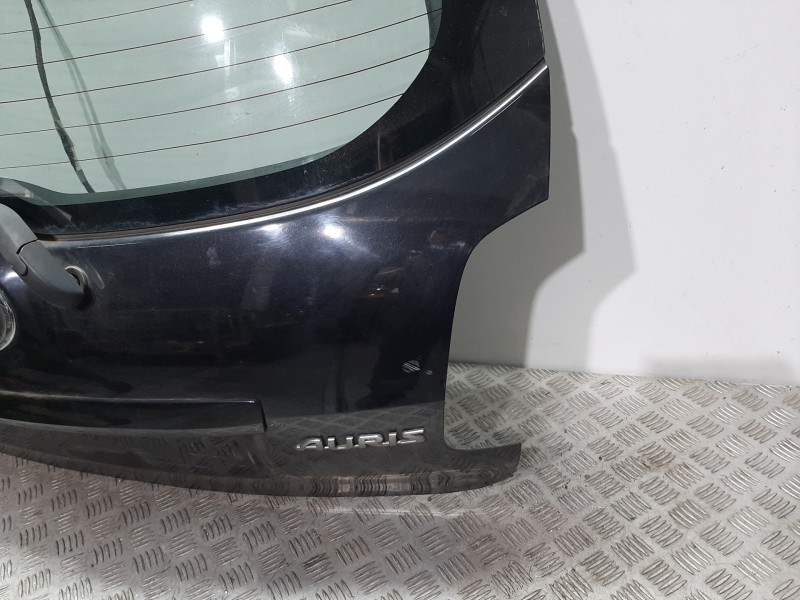 Recambio de porton trasero para toyota auris luna referencia OEM IAM  NEGRO 