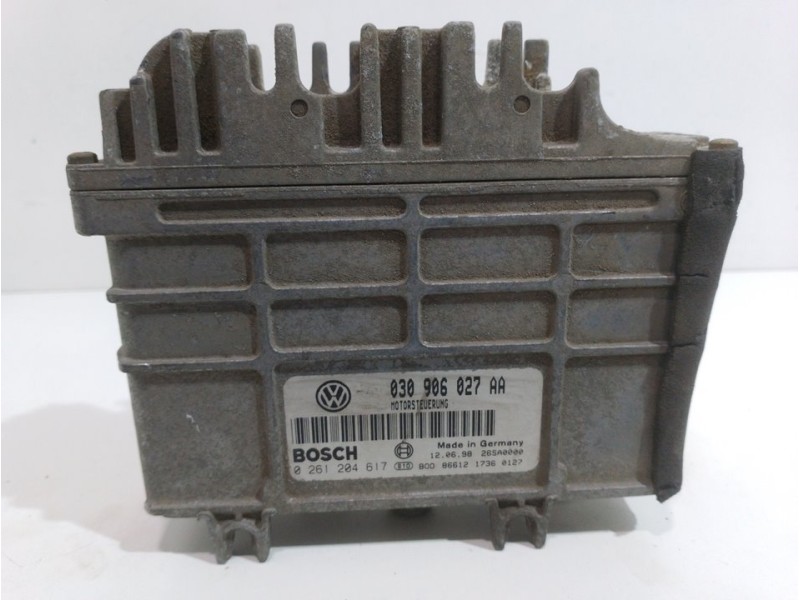 Recambio de centralita motor uce para volkswagen polo berlina (6n1) básico referencia OEM IAM 030906027AA 0261204617 