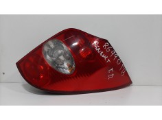 Recambio de piloto trasero derecho para renault laguna ii grandtour (kg0) gt referencia OEM IAM 8200703489  