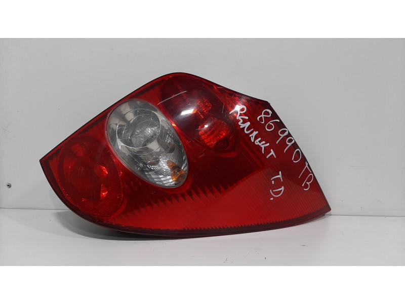 Recambio de piloto trasero derecho para renault laguna ii grandtour (kg0) gt referencia OEM IAM 8200703489  