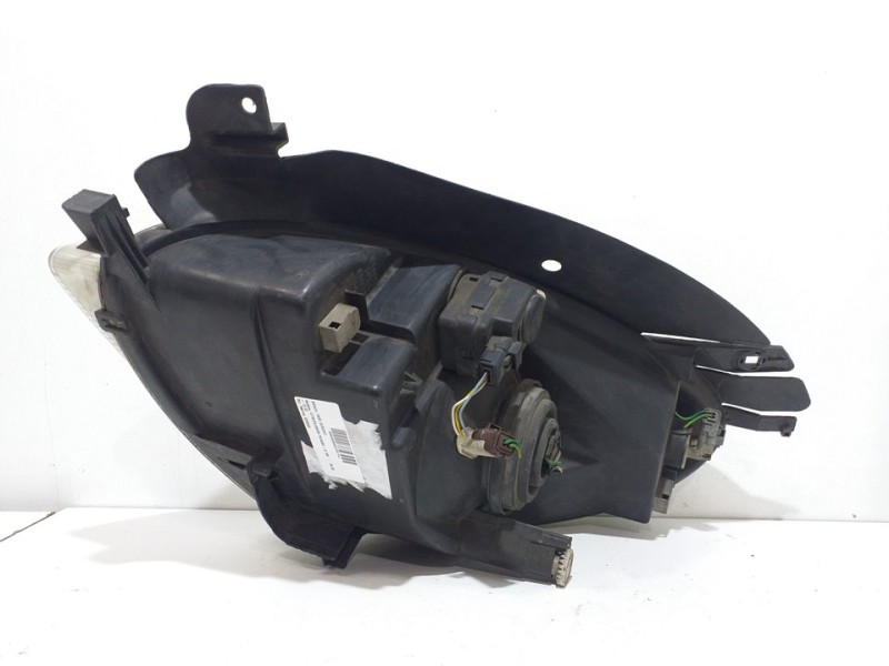 Recambio de faro derecho para citroën xsara picasso 1.8 16v referencia OEM IAM 6205W0  