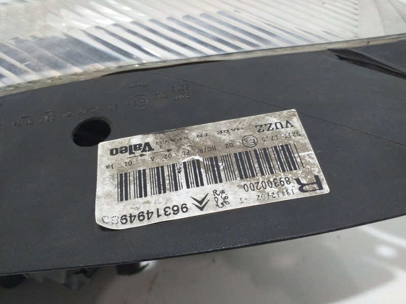 Recambio de faro derecho para citroën xsara picasso 1.8 16v referencia OEM IAM 6205W0  