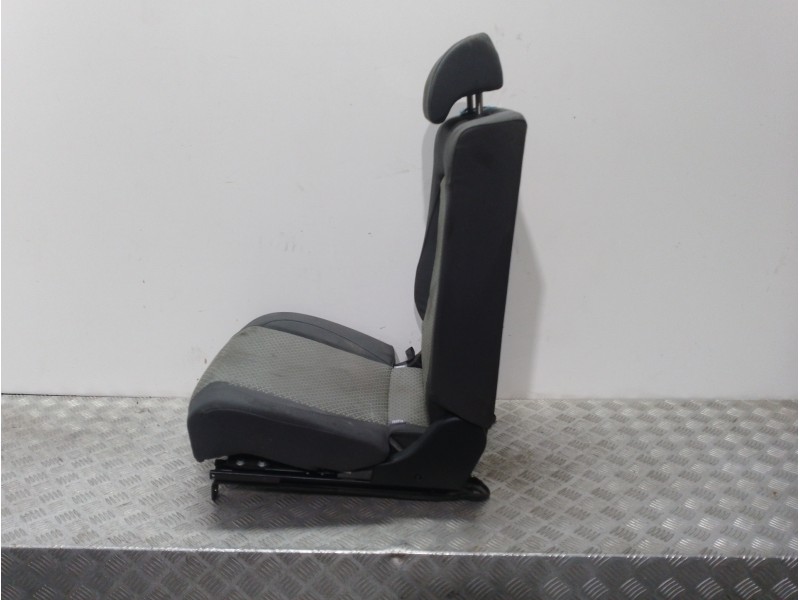 Recambio de asiento trasero derecho para seat altea (5p1) reference referencia OEM IAM   
