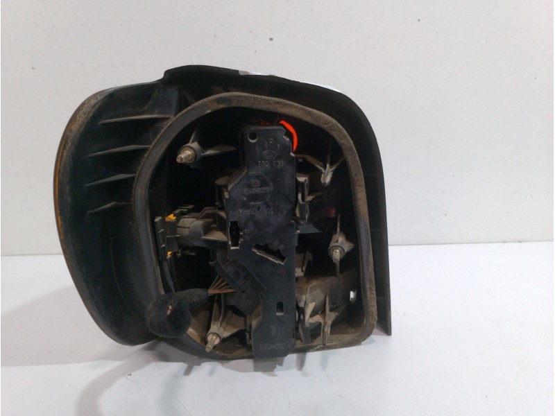 Recambio de piloto trasero derecho para volkswagen polo berlina (6n1) básico referencia OEM IAM 6N0945258  