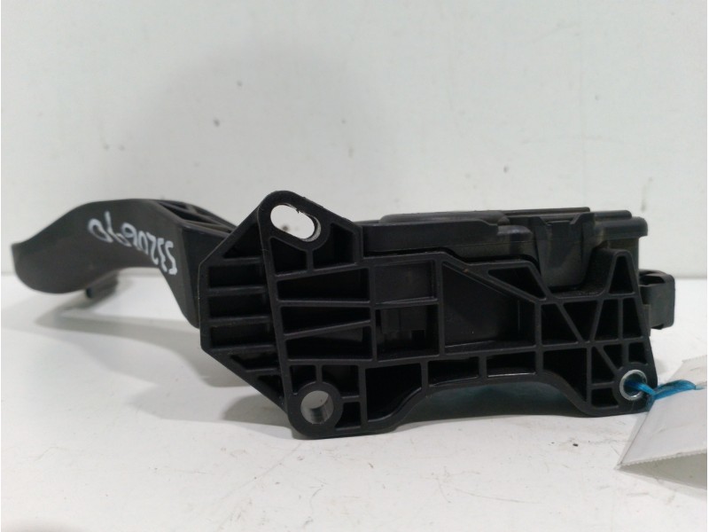 Recambio de pedal acelerador para peugeot 207 x-line referencia OEM IAM 9680765880 5 PINES 