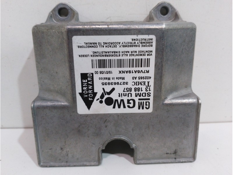 Recambio de centralita airbag para opel astra h berlina cosmo referencia OEM IAM 13188857 2 CONECTORES 