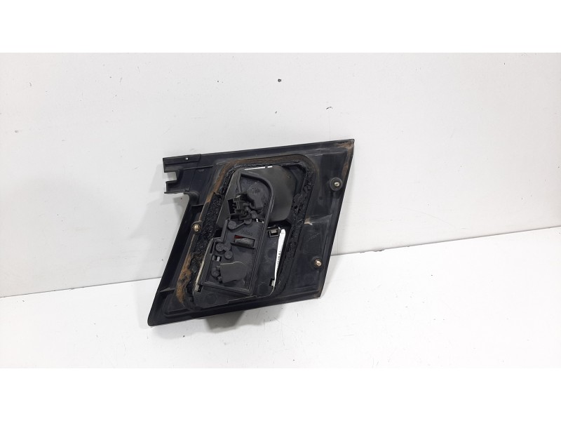 Recambio de piloto porton trasero izquierdo para nissan primera berlina (p11) básico referencia OEM IAM   