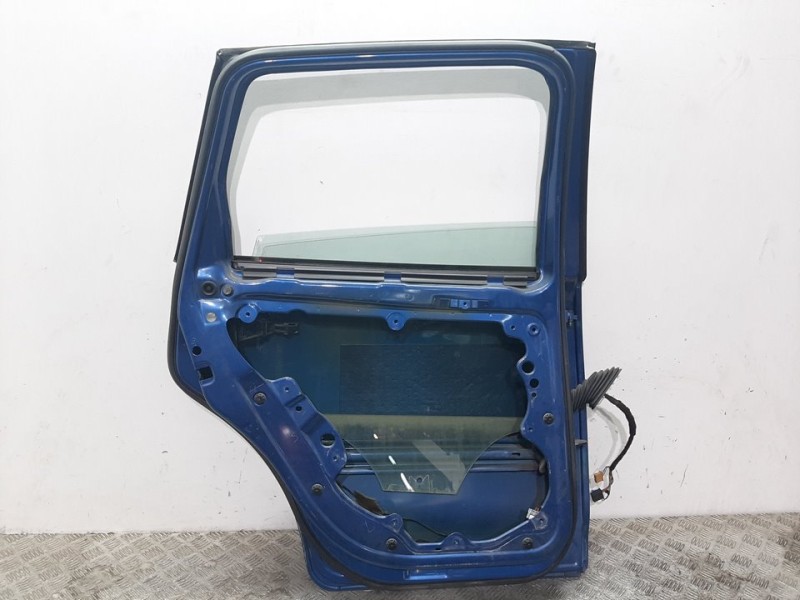 Recambio de puerta trasera izquierda para volkswagen polo (9n3) advance referencia OEM IAM 6Q6833055H AZUL 