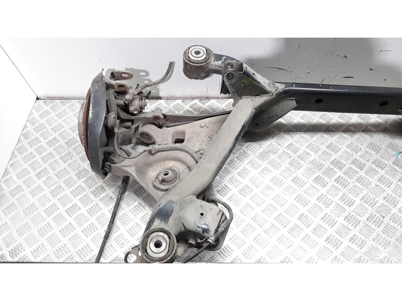Recambio de puente trasero para audi a4 avant (b5) 1.9 tdi referencia OEM IAM 220601G1  