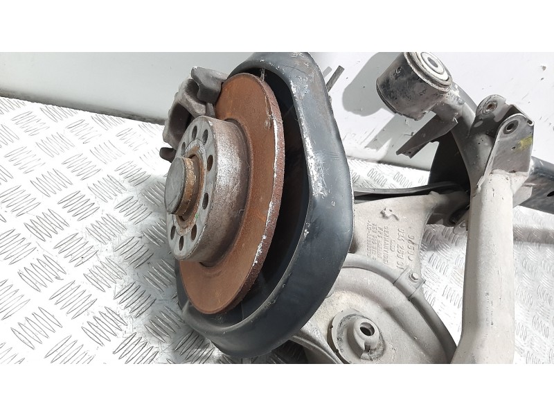 Recambio de puente trasero para audi a4 avant (b5) 1.9 tdi referencia OEM IAM 220601G1  