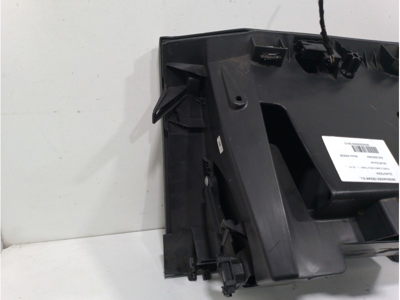 Recambio de guantera para ford c-max (ceu) trend referencia OEM IAM 2255264  