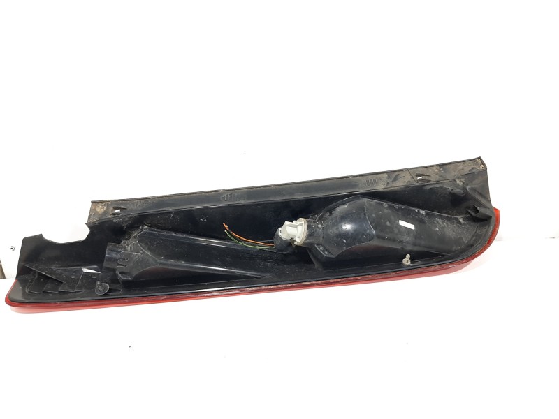 Recambio de piloto trasero derecho para ford focus berlina (cap) ambiente (d) referencia OEM IAM 1420450  