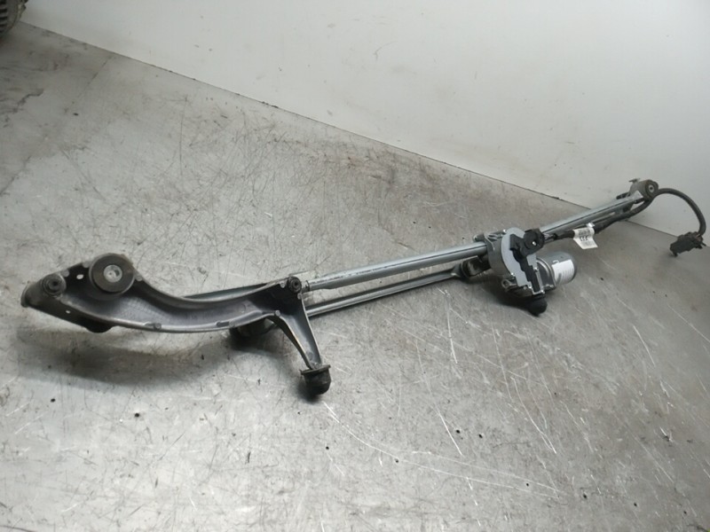 Recambio de motor limpia delantero para ford c-max (ceu) trend referencia OEM IAM 1888652  