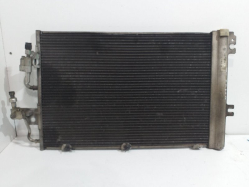 Recambio de condensador / radiador aire acondicionado para opel zafira b cosmo referencia OEM IAM 13129192  
