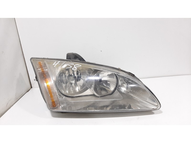 Recambio de faro derecho para ford focus berlina (cap) ambiente (d) referencia OEM IAM 1480990  