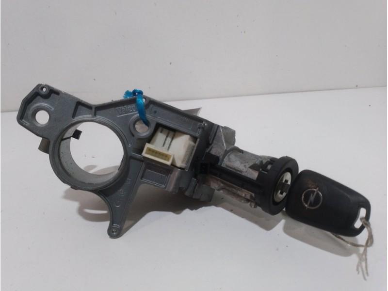 Recambio de conmutador de arranque para opel zafira b cosmo referencia OEM IAM 09180562  