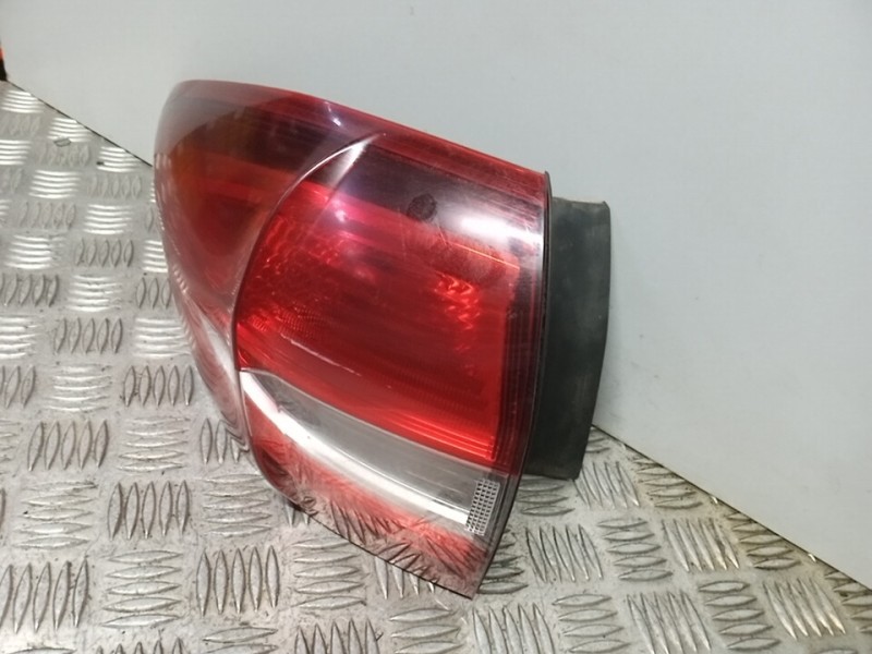 Recambio de piloto trasero izquierdo para ford c-max (ceu) trend referencia OEM IAM 1899778  