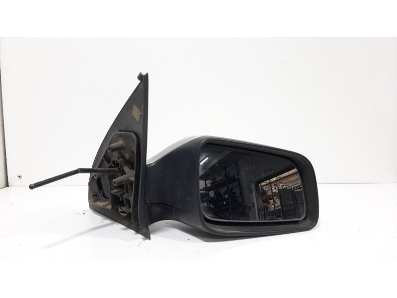 Recambio de retrovisor derecho para opel astra g berlina comfort referencia OEM IAM  MANUAL PLATA