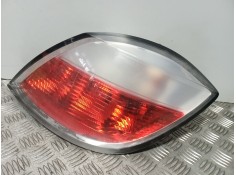 Recambio de piloto trasero derecho para opel astra h berlina cosmo referencia OEM IAM   
