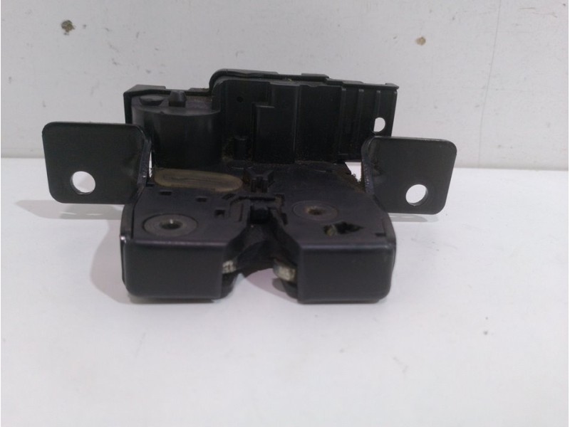 Recambio de cerradura capot para renault megane ii familiar dynamique referencia OEM IAM 8200947699  