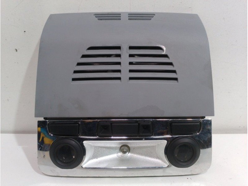 Recambio de luz interior delantera para bmw serie 1 berlina (e81/e87) 120d referencia OEM IAM 65756963651  