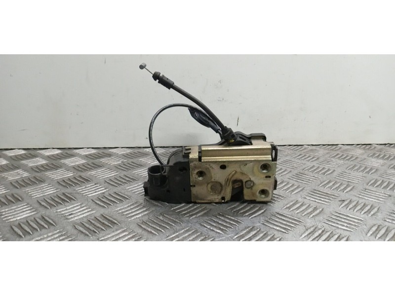 Recambio de cerradura puerta delantera derecha para renault megane ii familiar dynamique referencia OEM IAM 027779  