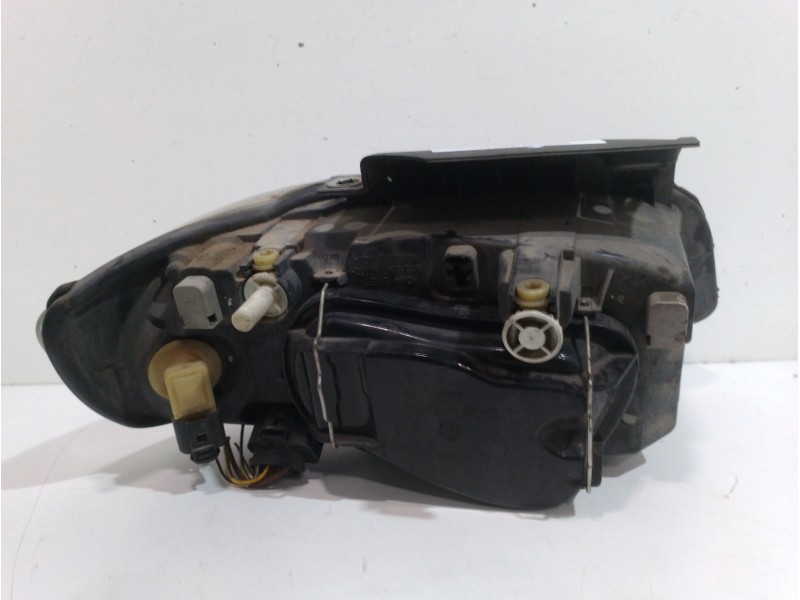Recambio de faro izquierdo para seat ibiza (6k1) select referencia OEM IAM 6K1941043A  