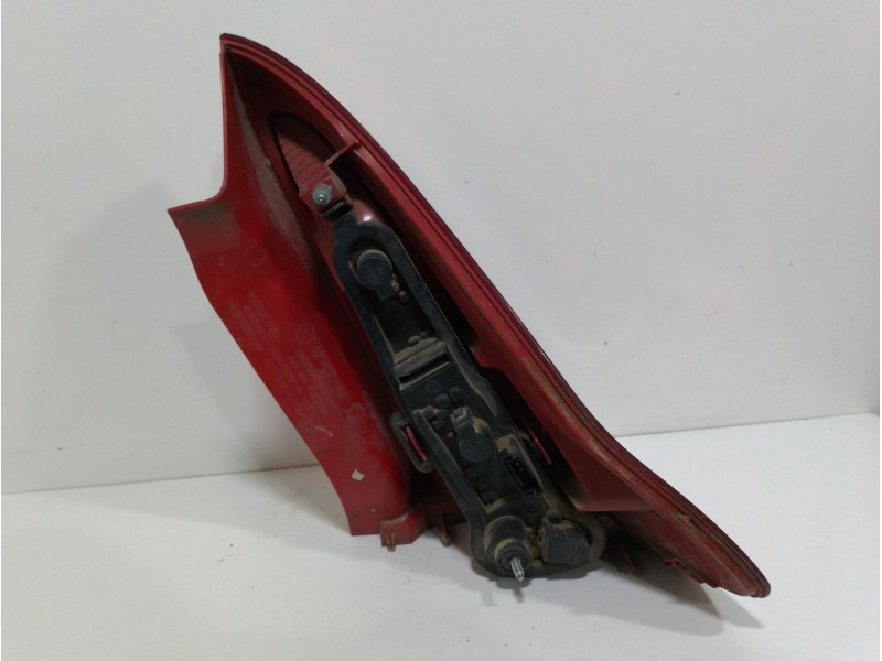 Recambio de piloto trasero izquierdo para citroën c4 coupe vtr referencia OEM IAM 6350T8  